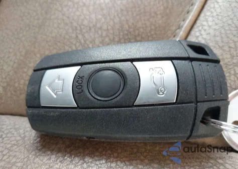 2011 BMW 328I из США, поврежденный, VIN WBAPH7C57BE677590